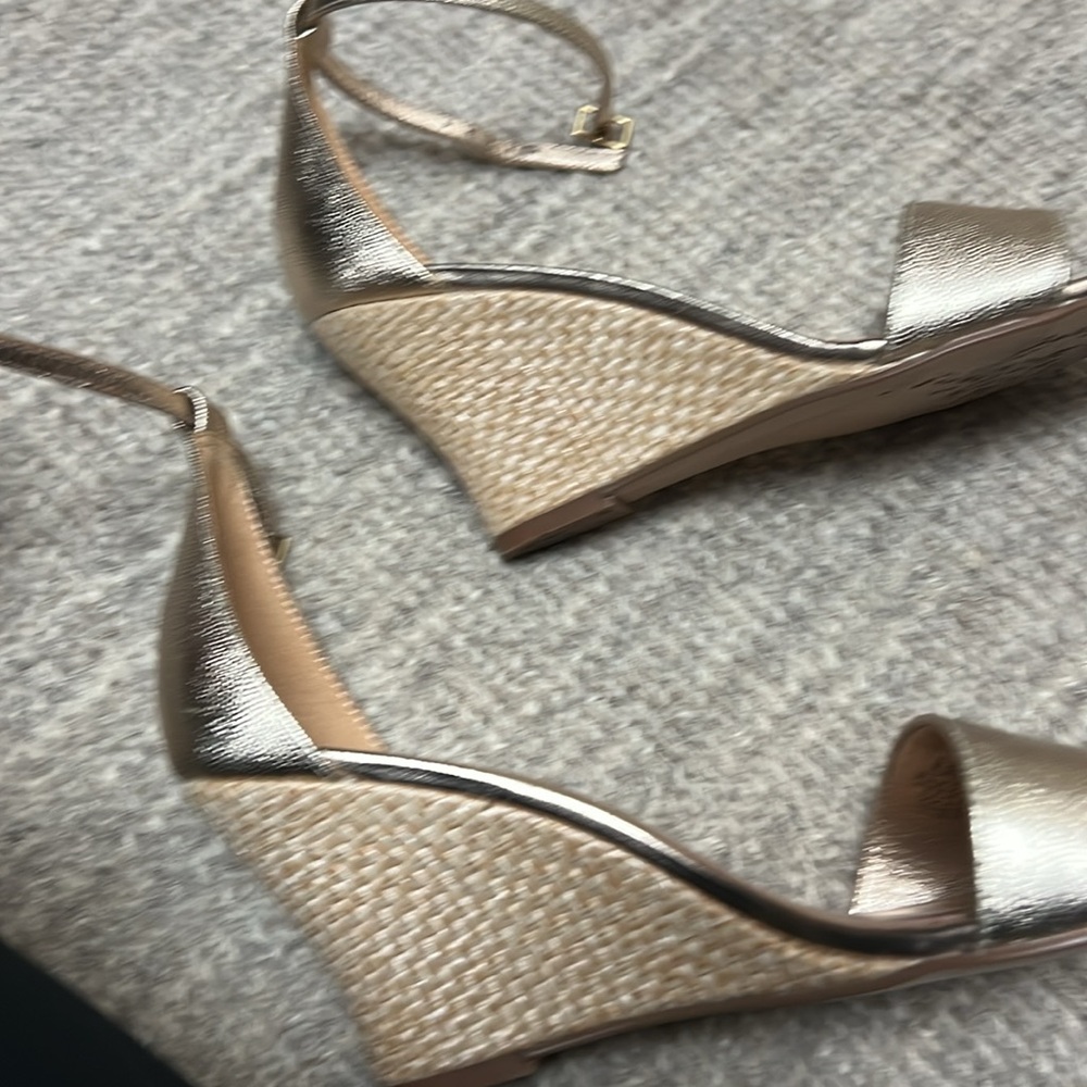 Lilly Pulitzer wedge sandal - Picture 5 of 5